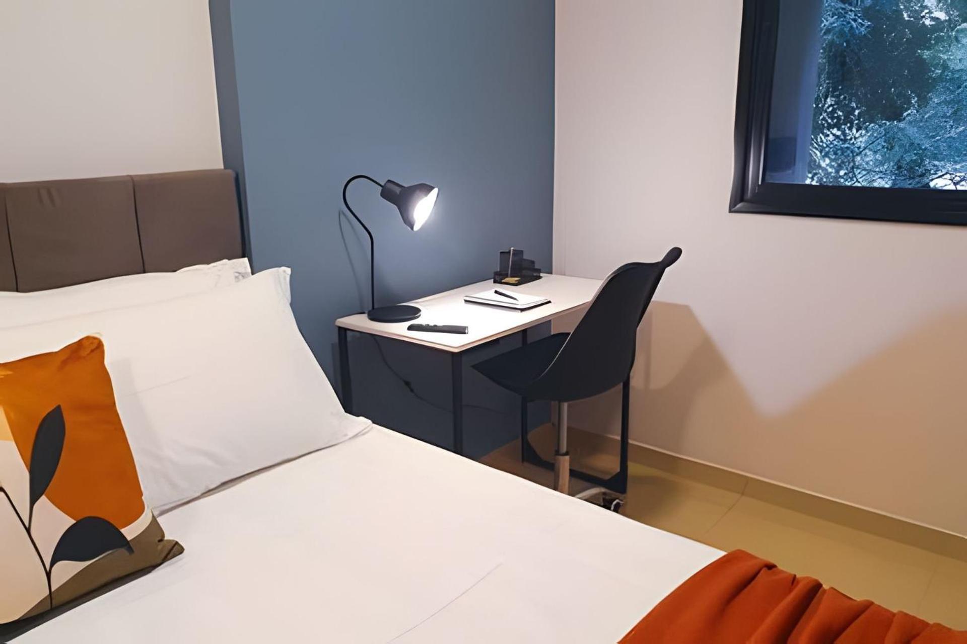 1 Quarto, Cheio De Estilo, Club Sky Com Vaga By Urooms *